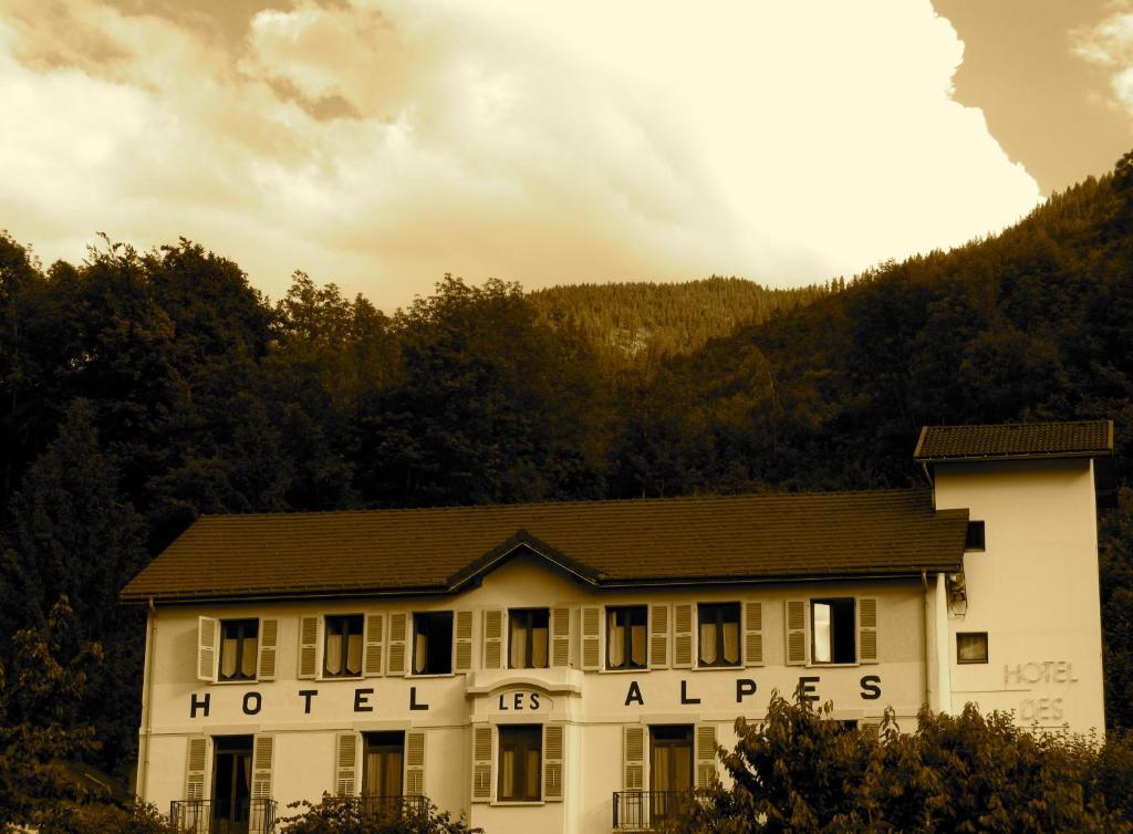 Hotel Des Alpes Brides-les-Bains Eksteriør bilde