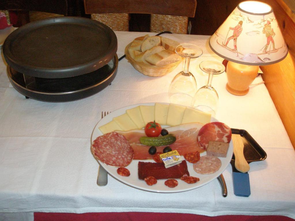 Hotel Des Alpes Brides-les-Bains Eksteriør bilde